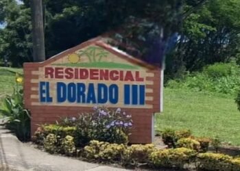 Cacerolazo en Dorado III: residentes exigen servicios básicos con protesta contundente