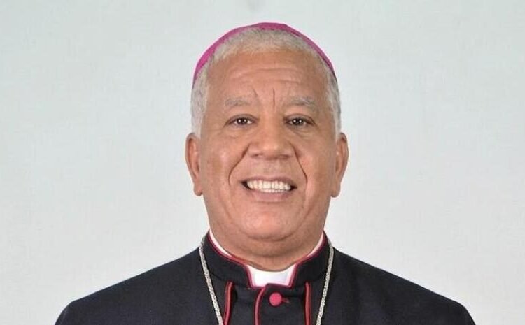 Papa León designa a monseñor Andrés Napoleón Romero Cárdenas como nuevo obispo de La Vega