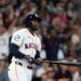 Histórico: Yordan Álvarez logra la hazaña de dos jonrones en un mismo inning