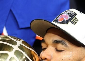 Karl-Anthony Towns trae el trofeo de campeón de la NBA a República Dominicana en un recorrido histórico