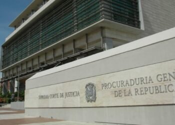 De cirugías clandestinas a la venta ilegal de fármacos donados: el oscuro negocio que indigna al país
