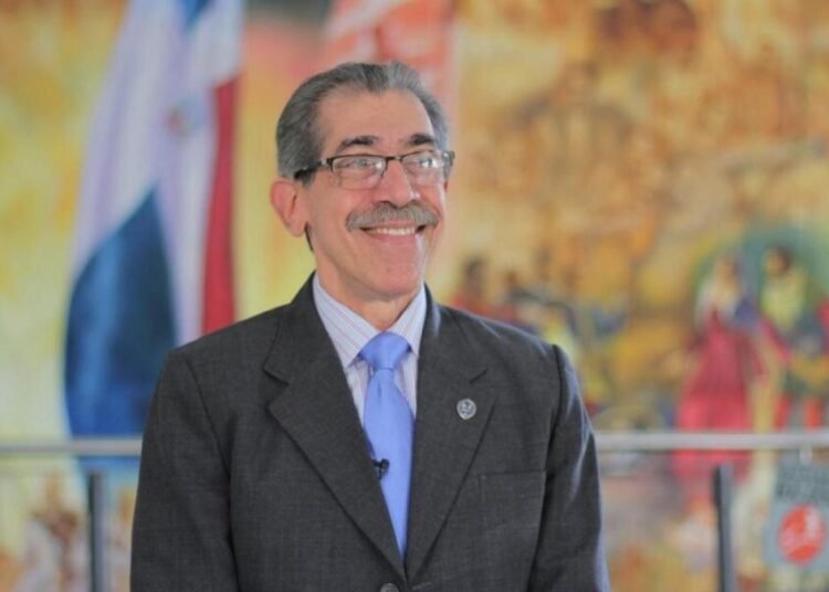 Quién es Jorge Asjana David: conoce el perfil del nuevo rector de la UASD