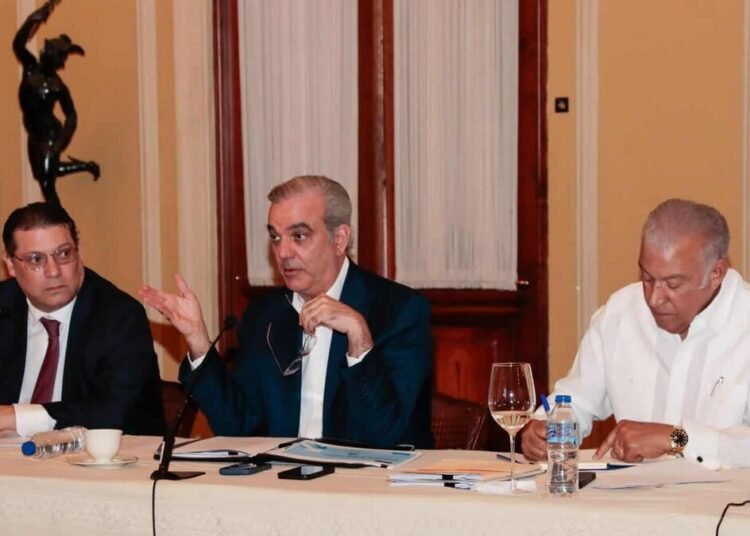 Abinader revela la clave detrás de la estabilidad económica de República Dominicana