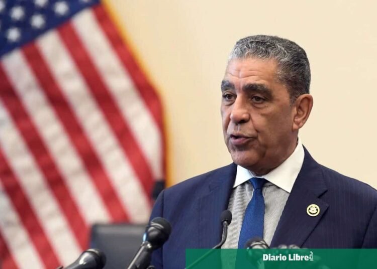 Adriano Espaillat reacciona y agradece respaldo editorial de Diario Libre